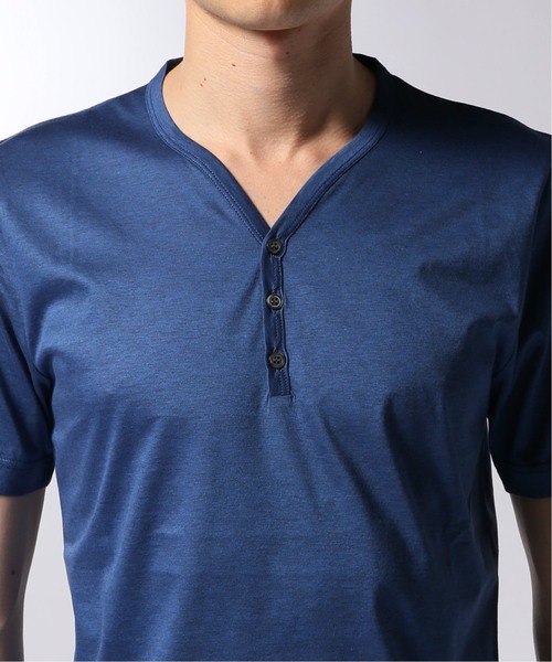EDIFICE（エディフィス）の「CITA / チータ ヘンリーネックTシャツ（Tシャツ/カットソー・メンズ・ブルー系その他/グレー/カーキ・44/46/48/50）」の6枚目の写真