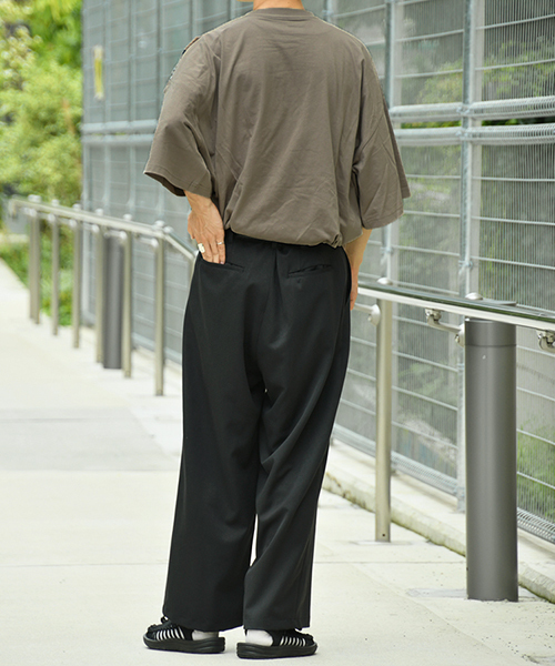 kutir(クティール)の「切り替えビッグTシャツ(Tシャツ/カットソー・メンズ・ホワイト/ベージュ・LARGE/MEDIUM)」の12枚目の写真