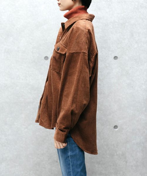 Chaco closet（チャコ クローゼット）の「ビッグシルエットコーデュロイCPOシャツジャケット（シャツ/ブラウス・レディース・ベージュ/カーキ/オレンジ/ブラウン・FREE）」の5枚目の写真