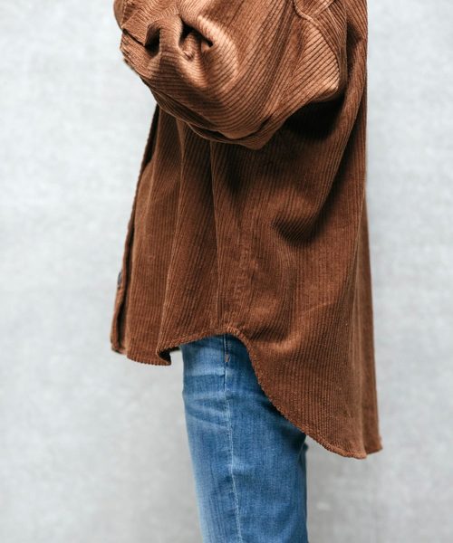 Chaco closet（チャコ クローゼット）の「ビッグシルエットコーデュロイCPOシャツジャケット（シャツ/ブラウス・レディース・ベージュ/カーキ/オレンジ/ブラウン・FREE）」の20枚目の写真