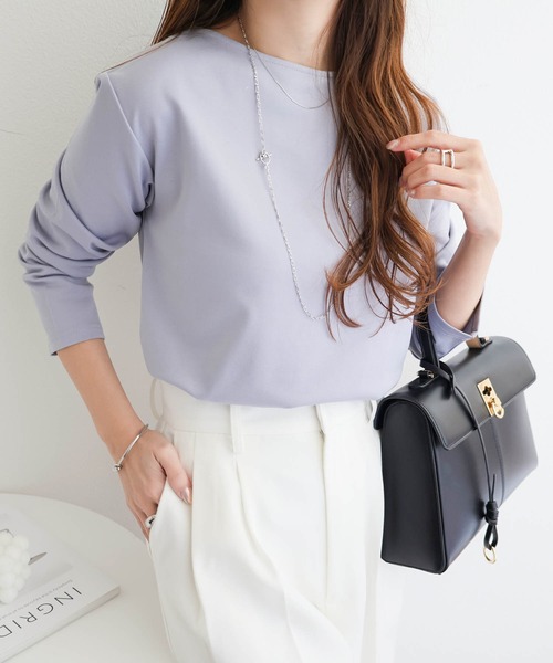 andme(アンドミー)の「【新色追加】きれいめポンチ長袖クルーネックトップス(Tシャツ/カットソー・レディース・ネイビー/ホワイト/ブラック/ベージュ/ライトブラウン/グレー系その他/グレー系その他2/ミント/グレー系その他3/ホワイト×ブラック/ブラウン・L/M)」の5枚目の写真