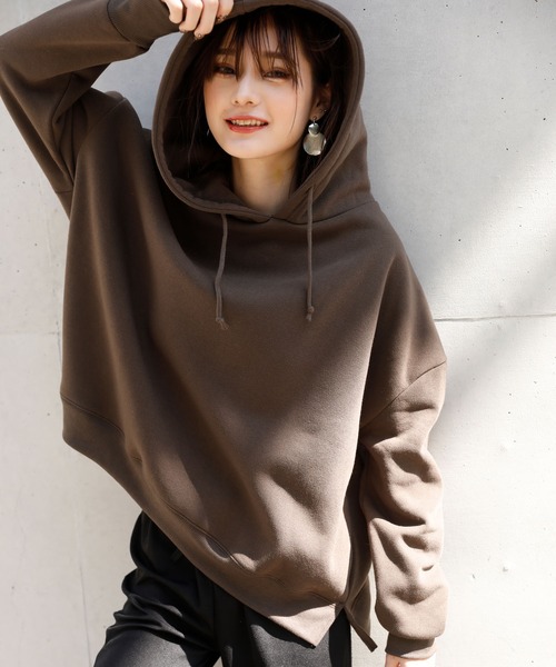 Girly Doll(ガーリードール)の「裏起毛パーカー(パーカー・レディース・ブラック/ブラウン/アイボリー/モカ/オフホワイト/ベージュ/ダークブラウン・FREE)」の5枚目の写真