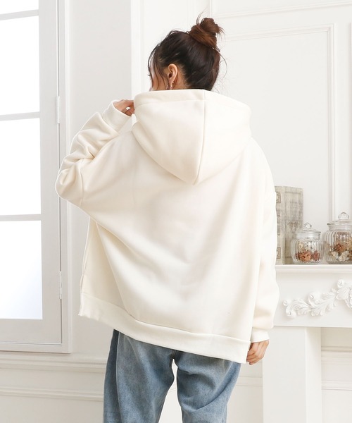 Girly Doll(ガーリードール)の「裏起毛パーカー(パーカー・レディース・ブラック/ブラウン/アイボリー/モカ/オフホワイト/ベージュ/ダークブラウン・FREE)」の17枚目の写真