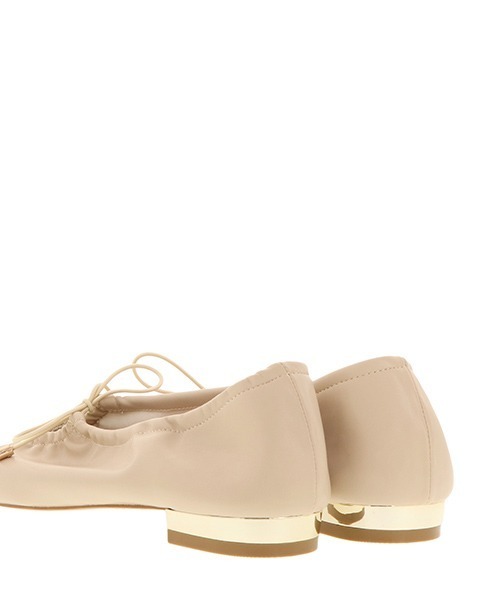 RANDA(ランダ)の「CAMILLE BIS RANDA/ソフトリボンギャザーフラットパンプス(パンプス・レディース・アイボリー/ブラック/グリーン・S/L/LL/M)」の6枚目の写真