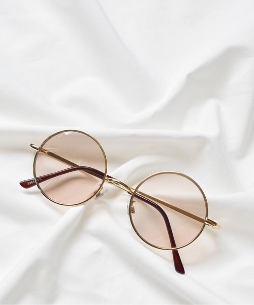 B.I.D.(ビーアイディー)の「メタルフレーム ラウンドデザイングラス(サングラス・レディース・ライトグレー/ブラック/ブラウン/ゴールド/ブルー/ダークブラウン/ピンク/パープル/グリーン/ブラック系その他/シルバー・FREE)」の4枚目の写真