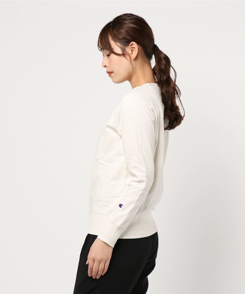 Champion（チャンピオン）の「[Champion]チャンピオン　クルーネックスウェットトップス　レディース　CW-K014（スウェット・レディース・ホワイト/ブラック/グレー/オートミール/ベージュ・M/L）」の6枚目の写真