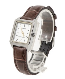 《CASIO》クラシック　スクエア　レザー