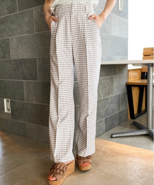 apres jour（アプレジュール）の「セミフレアパンツ【ZOZOTOWN限定アイテム】【6AP】（その他パンツ・レディース・ブラック/アイボリー/ミント/モカ/ダークブルー・SMALL/MEDIUM）」の4枚目の写真