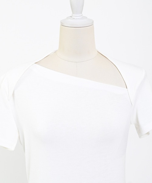 Narcissus（ナルシス）の「【Narcissus】カットTシャツ（Tシャツ/カットソー・レディース・ホワイト/ブラック・FREE）」の7枚目の写真