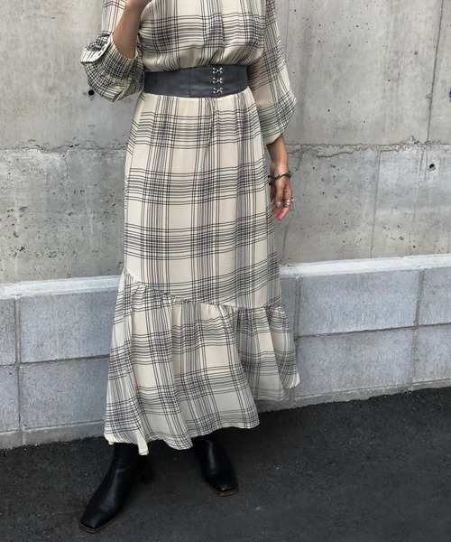 &g'aime（アンジェム）の「【&g'aime】チェックシアーロングワンピース（ワンピース・レディース・アイボリー/ブラック・FREE）」の15枚目の写真