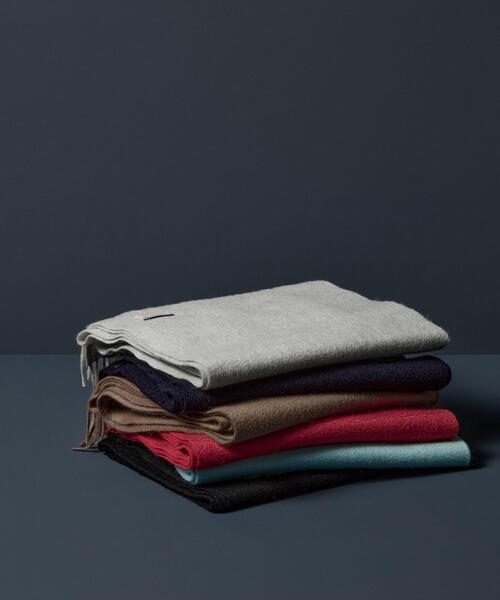 BEAUTY&YOUTH UNITED ARROWS（ビューティーアンドユースユナイテッドアローズ）の「BY ソリッド カシミヤ マフラー（マフラー・メンズ・ライトグレー/ネイビー/ブラウン/ライム/ブラック/ライトピンク・FREE）」の12枚目の写真