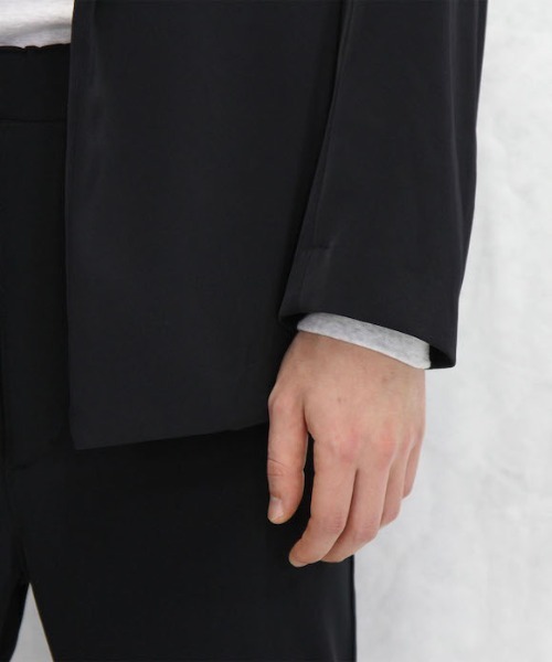KAIKO(カイコー)の「KAIKO BUTTONLESS JACKET LYCRA(テーラードジャケット・メンズ・ブラック/ブラウン・M/L)」の6枚目の写真
