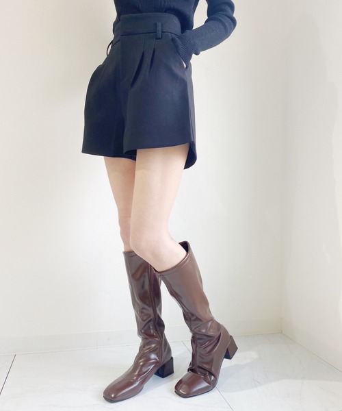 Loueme（ルエム）の「フロントタックハイウエストショートパンツ（裏地付き）（その他パンツ・レディース・ベージュ/ブラック/ブラウン・M）」の6枚目の写真