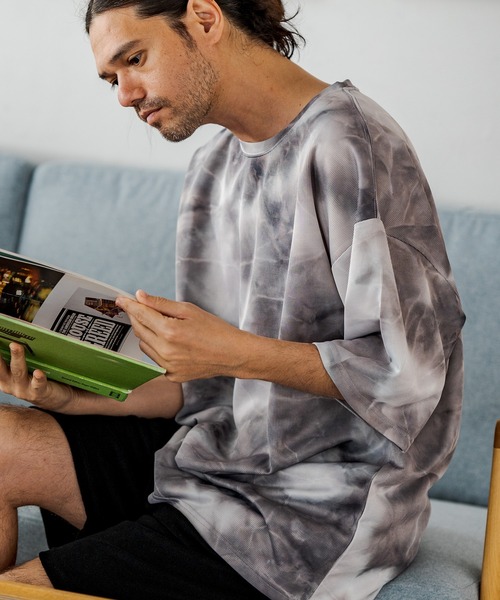 CAMBIO(カンビオ)の「mt7218-タイダイビッグシルエットTシャツ(Tシャツ/カットソー・メンズ・イエロー/オレンジ/グリーン/ブラック・M/L)」の2枚目の写真