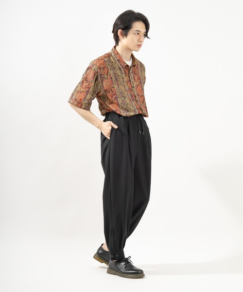 SlashDate（スラッシュデイト）の「総柄プリントとろみシャツ/レトロ（シャツ/ブラウス・メンズ・ブラック/ブラウン/ネイビー/ベージュ・M/L）」の20枚目の写真