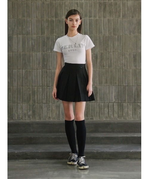 13MONTH（サーティーンマンス）の「【13month】BERLIN T-SHIRT（Tシャツ/カットソー・レディース・ホワイト系1/ホワイト系2/ブラック系1/ブラック系2・S/M）」の8枚目の写真