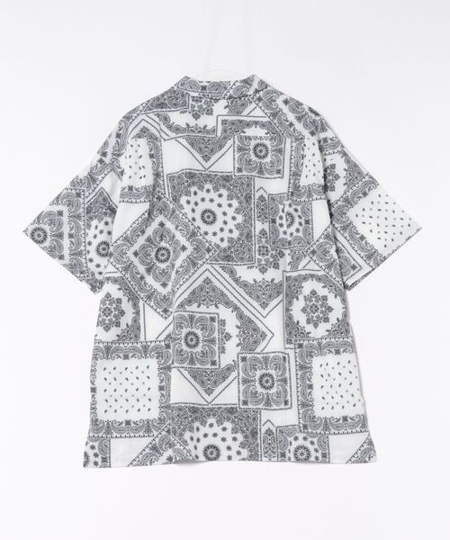 STYLEBLOCK（スタイルブロック）の「バンダナ総柄半袖ビッグシャツ（シャツ/ブラウス・メンズ・ホワイト/ブラック・M/L）」の4枚目の写真