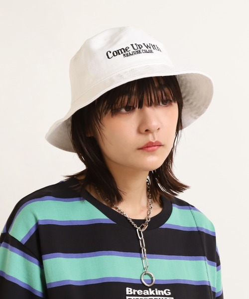 RNA（アールエヌエー）の「E4794 ロゴテープ2WAYバケットハット（ハット・レディース・ホワイト/ブラック/サックスブルー・FREE）」の11枚目の写真