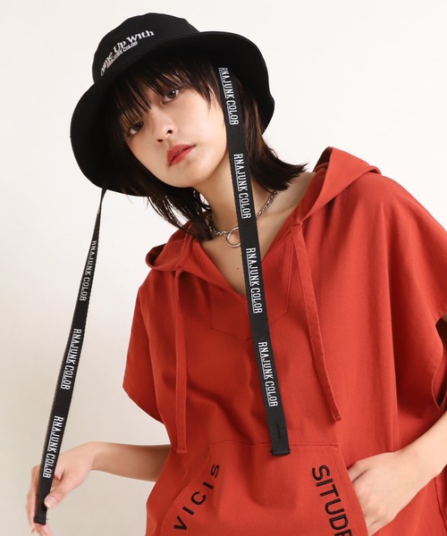 RNA（アールエヌエー）の「E4794 ロゴテープ2WAYバケットハット（ハット・レディース・ホワイト/ブラック/サックスブルー・FREE）」の18枚目の写真