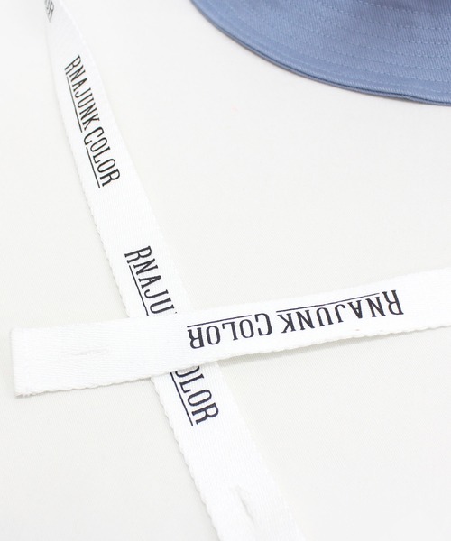 RNA（アールエヌエー）の「E4794 ロゴテープ2WAYバケットハット（ハット・レディース・ホワイト/ブラック/サックスブルー・FREE）」の22枚目の写真