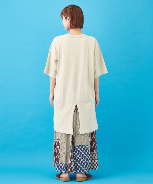 CUBE SUGAR（キューブシュガー）の「OE天竺 ケミカルウォッシュ プリントビッグTシャツ（Tシャツ/カットソー・レディース・ベージュ/ネイビー/カーキ/オレンジ/マルチ・M）」の21枚目の写真