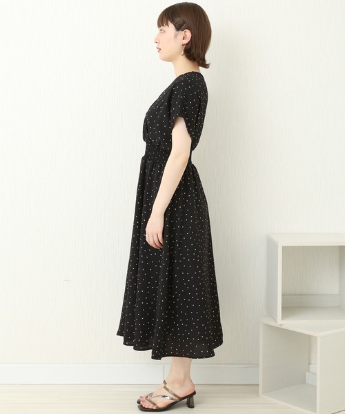 n'ee-ne（ネーネ）の「麻調合繊　カシュクールワンピース（ワンピース・レディース・グレイッシュベージュ/ブルー/ブラック/ドット・L/M）」の20枚目の写真