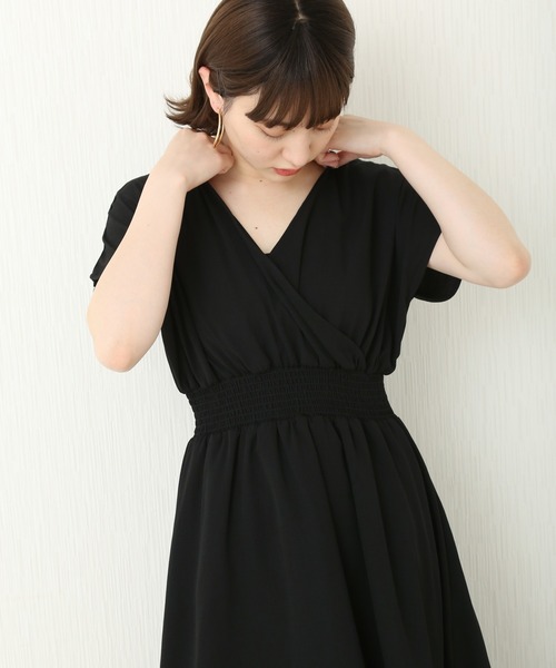 n'ee-ne（ネーネ）の「麻調合繊　カシュクールワンピース（ワンピース・レディース・グレイッシュベージュ/ブルー/ブラック/ドット・L/M）」の7枚目の写真