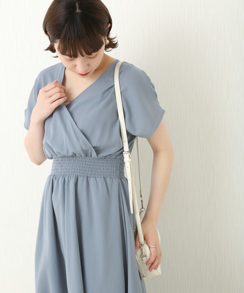n'ee-ne（ネーネ）の「麻調合繊　カシュクールワンピース（ワンピース・レディース・グレイッシュベージュ/ブルー/ブラック/ドット・L/M）」の14枚目の写真