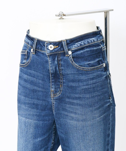 AS KNOW AS de base（アズノゥアズドゥバズ）の「はきなれたデニムパンツ（デニムパンツ・レディース・ライトブルー/インディゴブルー/ブルー系その他・M）」の7枚目の写真