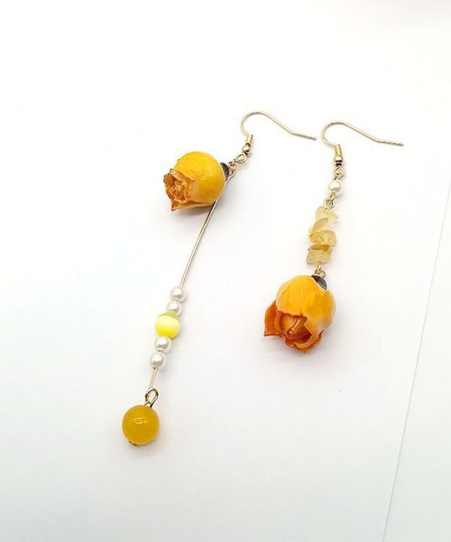 juweel（ユウェル）の「レディースフラワービジューピアス メンズにも使いやすいアクセサリーシリーズ（ピアス（両耳用）・レディース・A/Q/F/C/J/B/D/E/T/G/K/P/N/L/O/M・FREE）」の4枚目の写真