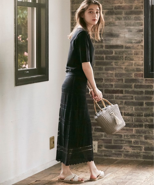 12Twelve Agenda(トゥエルブ アジェンダ)の「SUアシメネックシアーレースニットプルオーバー(ニット/セーター・レディース・ブラック/ブラウン/ボルドー・M)」の11枚目の写真