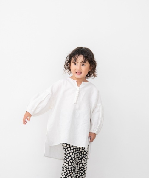 LOWRYS FARM(ローリーズファーム)の「メンアサチュニックブラウス 942727(シャツ/ブラウス・キッズ・ブラック/レッド/オフホワイト・110cm/120cm/130cm)」の1枚目の写真