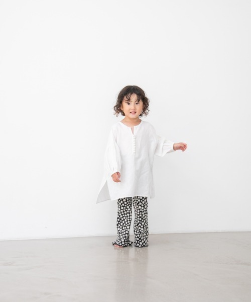 LOWRYS FARM(ローリーズファーム)の「メンアサチュニックブラウス 942727(シャツ/ブラウス・キッズ・ブラック/レッド/オフホワイト・110cm/120cm/130cm)」の16枚目の写真