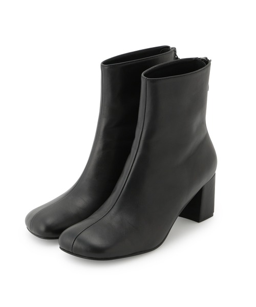 MADEMOISELLE ROPE'(マドモアゼル ロペ)の「ボリュームトゥレザーショートブーツ(ブーツ・レディース・ブラック/ダークブラウン/オフホワイト・37.5/36.5/35.5)」の15枚目の写真