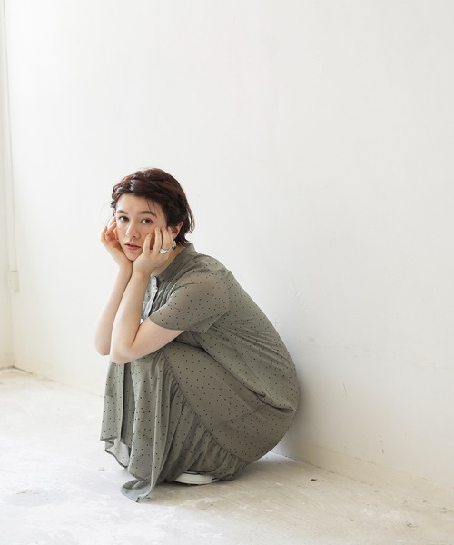 ENNEA(エンネア)の「【シフォン楊柳ドット】裾ギャザー切り替えブラウスワンピース(ワンピース・レディース・ブラック/ブラウン/グリーン・38)」の10枚目の写真