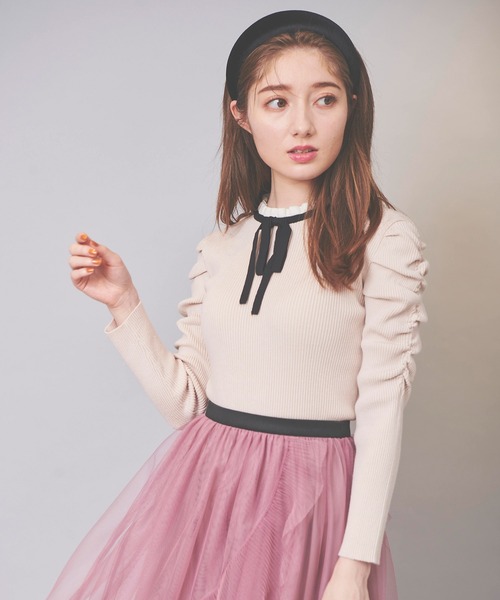 31 Sons de mode（トランテアン　ソン　ドゥ　モード）の「シャーリング袖ニット（ニット/セーター・レディース・クリーム/ラベンダー/ブラック・36）」の19枚目の写真