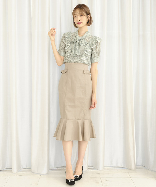 TITTY&CO.（ティティーアンドコー）の「フラワーレースラッフルブラウス（シャツ/ブラウス・レディース・ネイビー/オフホワイト/グリーン・FREE）」の13枚目の写真
