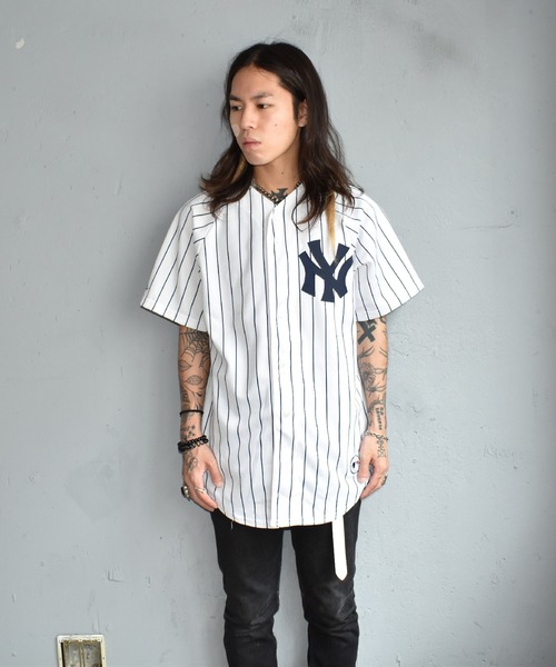 VINTAGE(ヴィンテージ)の「【ヴィンテージ古着】90's majestic社製 NY YANKEES ベースボールシャツ(シャツ/ブラウス・メンズ・ホワイト・MEDIUM)」の8枚目の写真