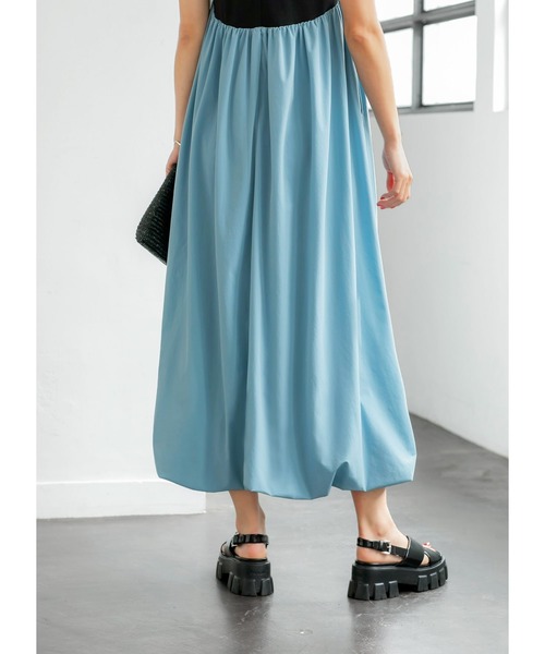 STYLE DELI(スタイルデリ)の「【LUXE】切替ロングバルーンワンピース(ワンピース・レディース・ベージュ/ブルー・01/02)」の16枚目の写真