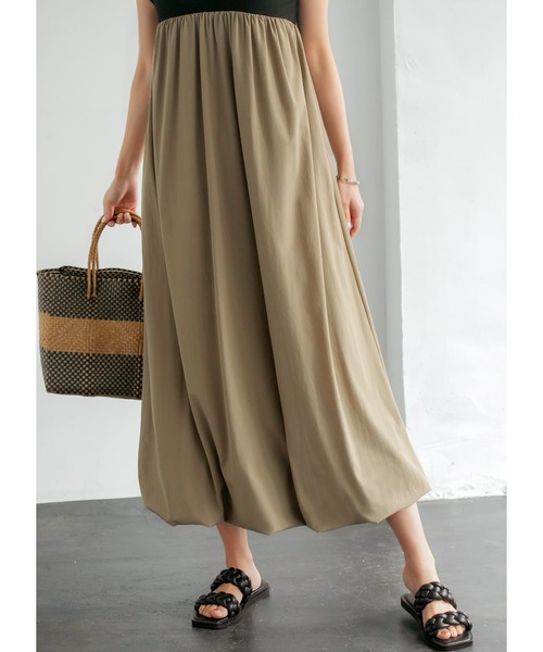 STYLE DELI(スタイルデリ)の「【LUXE】切替ロングバルーンワンピース(ワンピース・レディース・ベージュ/ブルー・01/02)」の21枚目の写真
