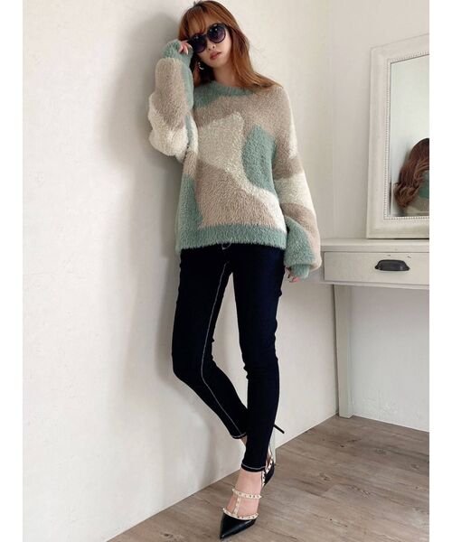 RESEXXY(リゼクシー)の「バイカラーニュアンスニットプルオーバー(ニット/セーター・レディース・ブラック/グリーン/ブラウン・FREE)」の15枚目の写真