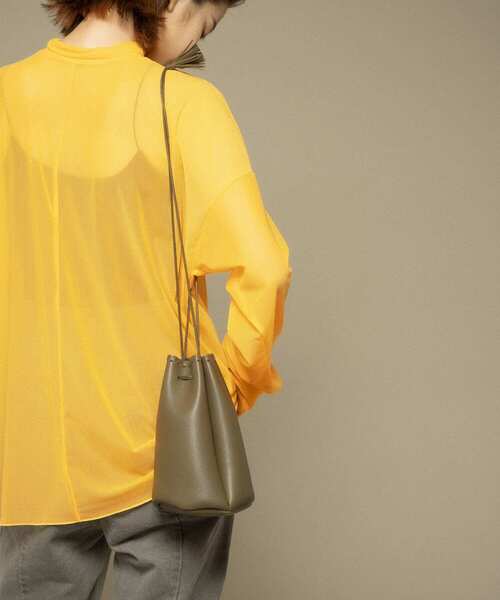 KBF（ケイビーエフ）の「カガリステッチ巾着BAG（ショルダーバッグ・レディース・ブラック/ベージュ/カーキ・ONE）」の3枚目の写真