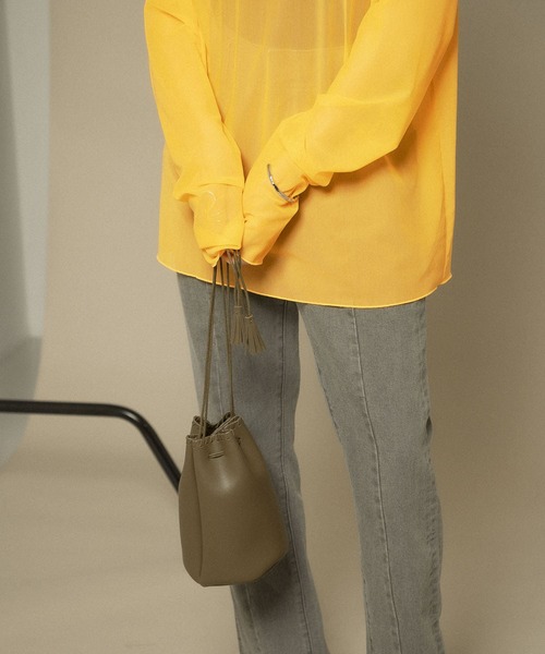 KBF（ケイビーエフ）の「カガリステッチ巾着BAG（ショルダーバッグ・レディース・ブラック/ベージュ/カーキ・ONE）」の6枚目の写真