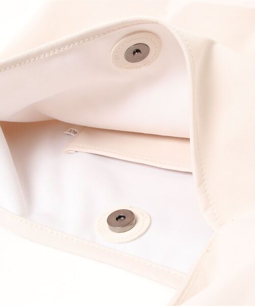 aimoha（アイモハ）の「シンプルナイロントートバッグ（トートバッグ・レディース・ブラック/ベージュ/ブルー/グリーン/ライトグレー/ブラウン/ラベンダー/マスタード/オレンジ/カーキ/ライトグリーン/ピンク/ダークグレー/ミント/ネイビー・FREE）」の17枚目の写真