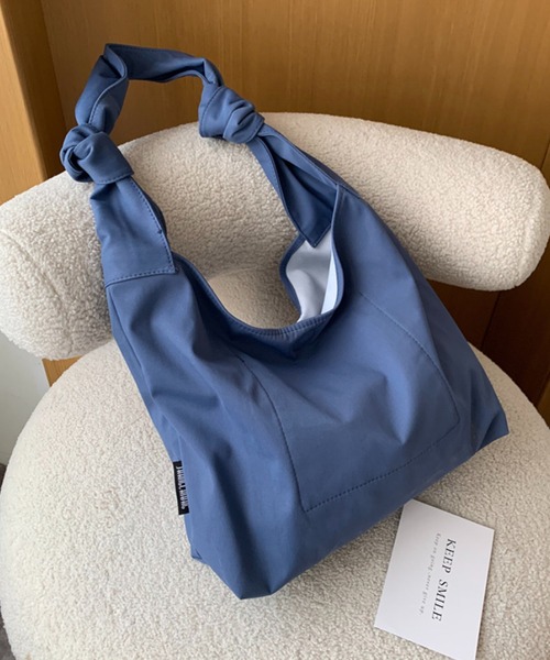 aimoha（アイモハ）の「シンプルナイロントートバッグ（トートバッグ・レディース・ブラック/ベージュ/ブルー/グリーン/ライトグレー/ブラウン/ラベンダー/マスタード/オレンジ/カーキ/ライトグリーン/ピンク/ダークグレー/ミント/ネイビー・FREE）」の20枚目の写真