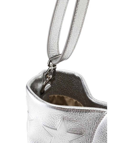 IO PELLE（イオペレ）の「(IO PELLE)スターモチーフ型押しレザートートバッグ（トートバッグ・レディース・ブラック/シルバー・FREE）」の10枚目の写真