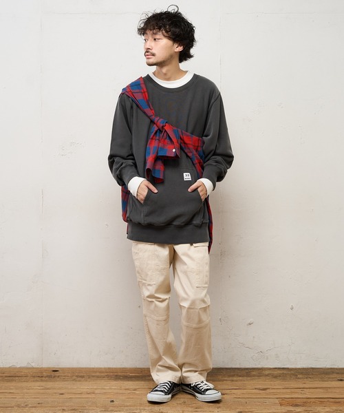 CIAOPANIC TYPY（チャオパニックティピー）の「【3/2WORKS / スリーツーワークス】ユーズド加工スウエット（スウェット・メンズ・ブラック/イエロー/ブルー/グリーン・M/L）」の6枚目の写真