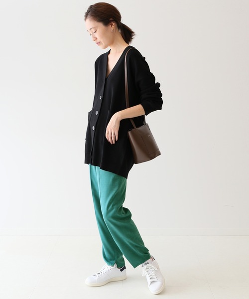 SLOBE IENA（スローブイエナ）の「カラーサテンイージーパンツ【手洗い可能/ウエストゴム】◆（その他パンツ・レディース・ピンク/グリーン/キャメル・38/36）」の5枚目の写真