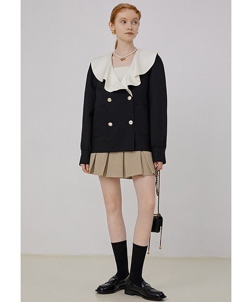 Fano Studios（ファノ ストゥディオズ）の「【Fano Studios】Flare sailor collar double jacket FQ21W086（テーラードジャケット・レディース・ブラック・L/M/S）」の2枚目の写真