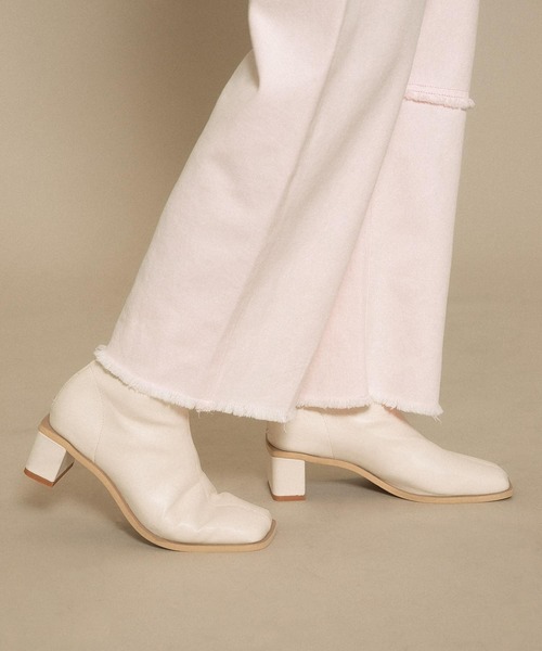 KBF（ケイビーエフ）の「スクエアトゥストレッチブーツ（ブーツ・レディース・ブラック/アイボリー・38/36/37）」の5枚目の写真